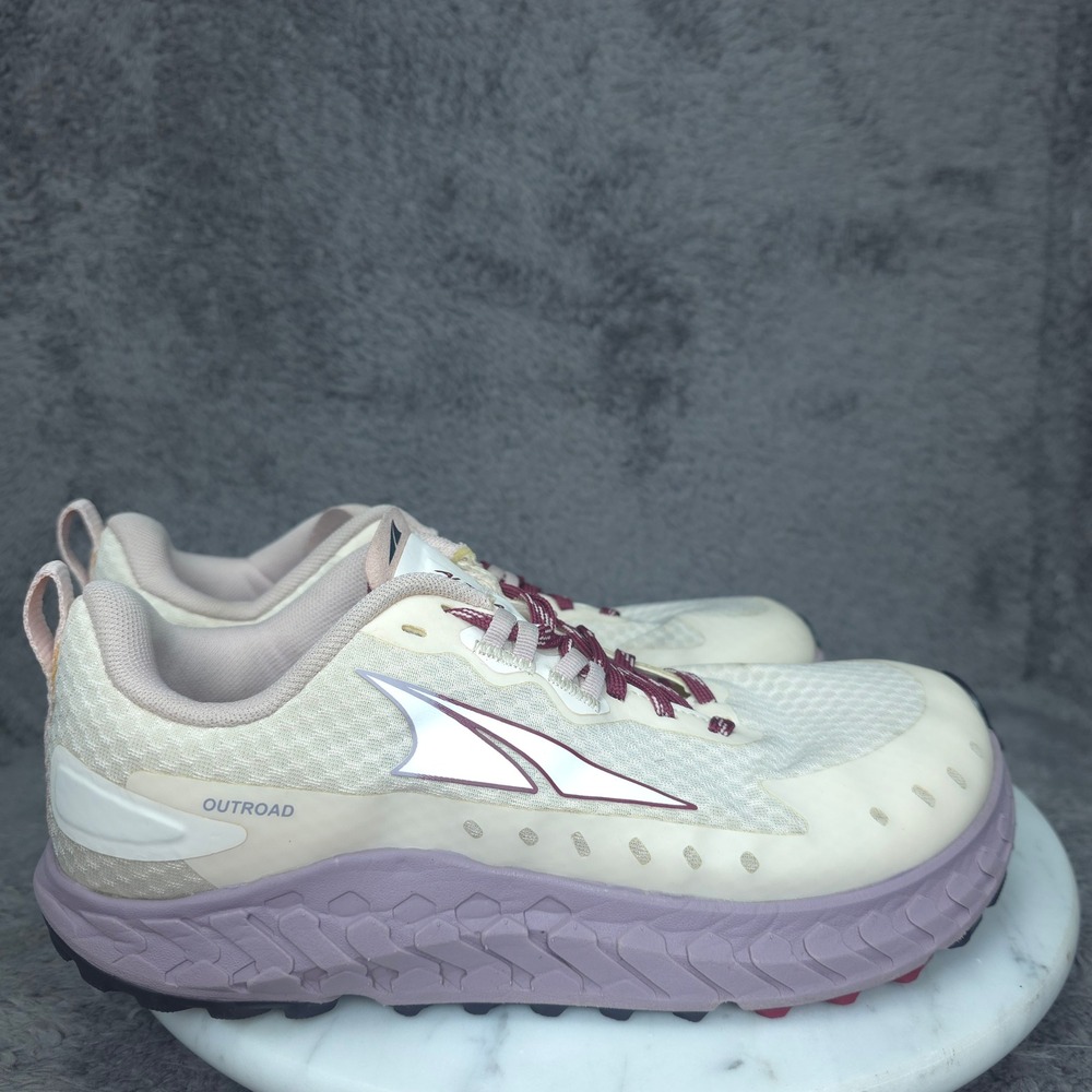 Altra Outroad Shoes Womens Size 7 Pink Trail Running AL0A7R72110